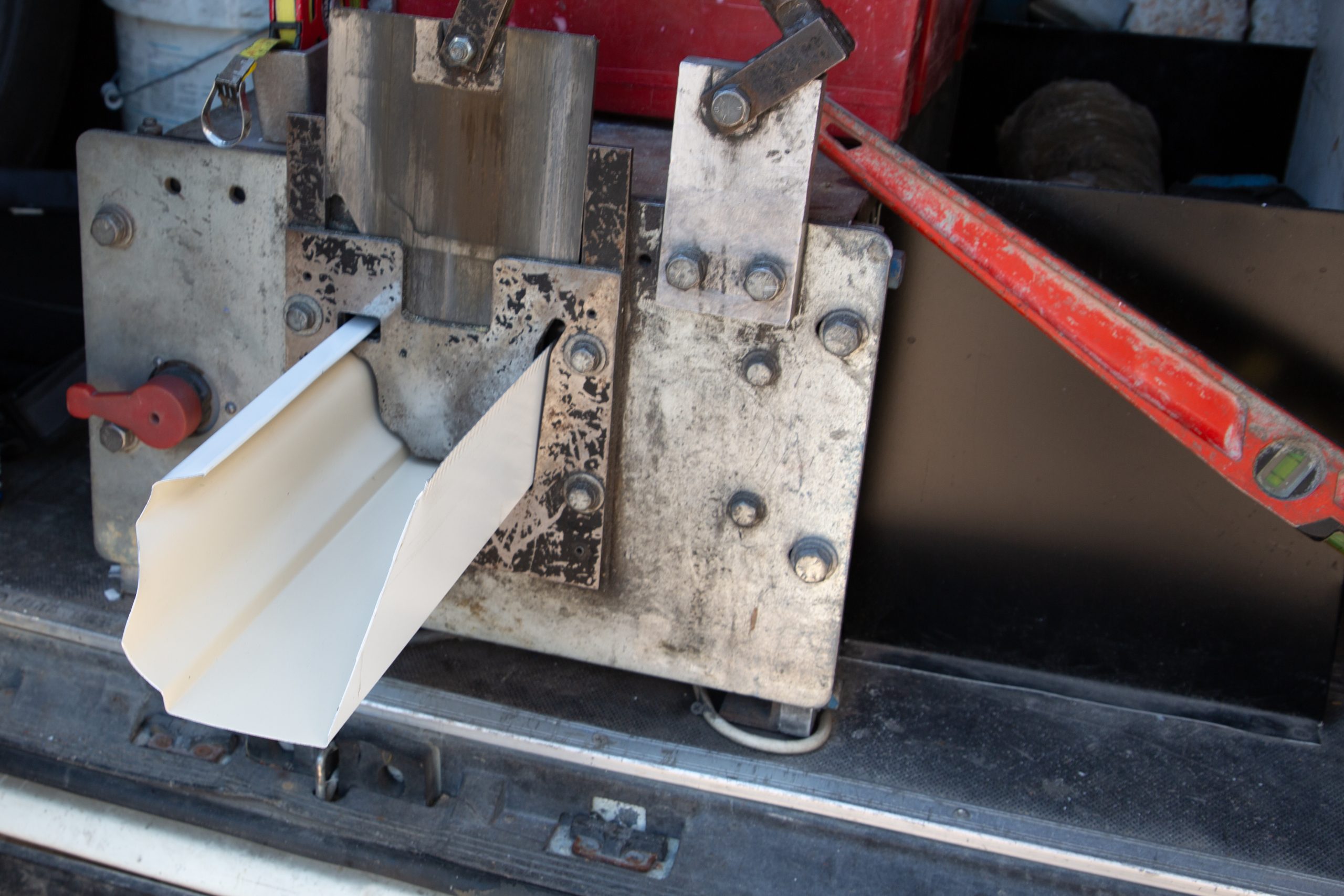 Seamless Gutters Being Cut